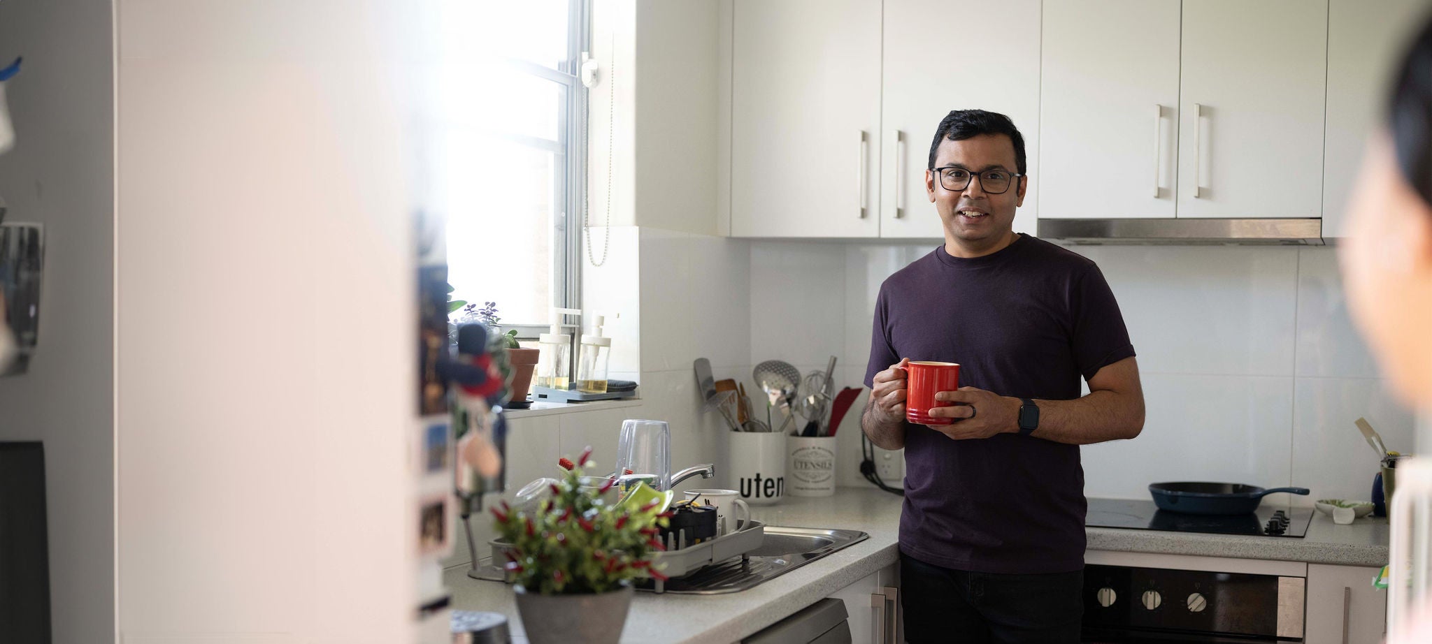 Broker helps family get no fee personal loan 